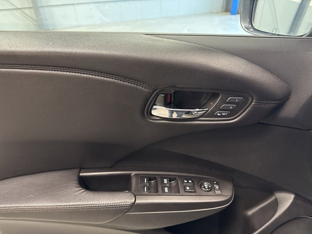 Used 2018 Acura RDX FWD image 11