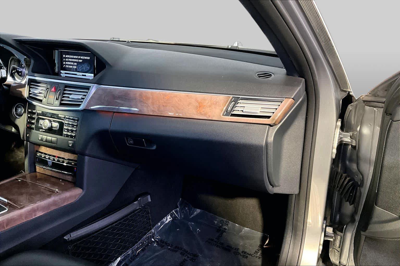 Used 2013 Mercedes-Benz E 350 4MATIC Sedan image 18