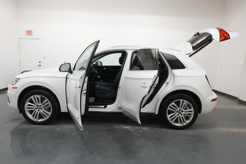 Used 2020 Audi Q5 2.0T Premium Plus w/ Premium Plus Package AWD/4WD image 30