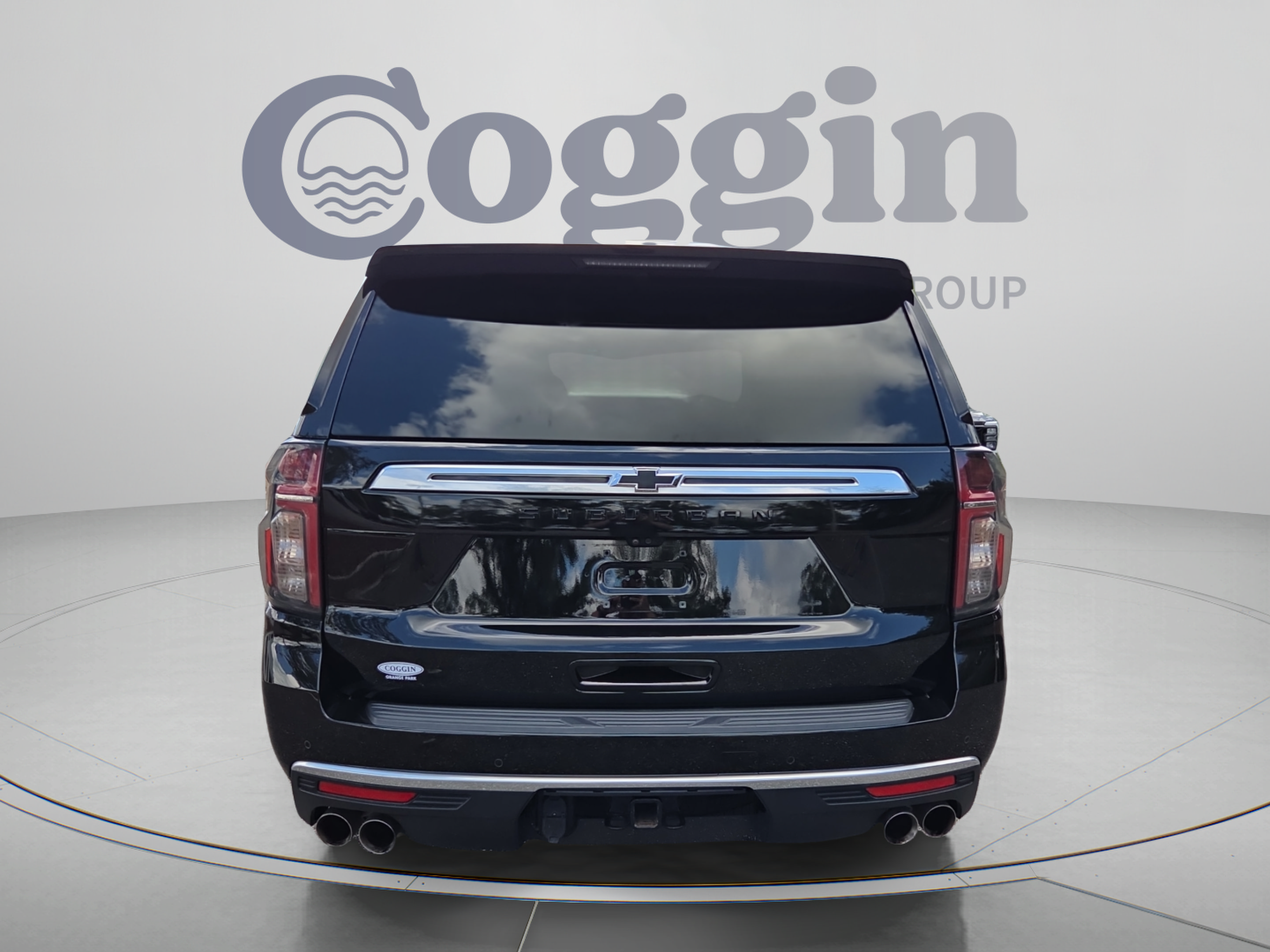 Certified 2023 Chevrolet Suburban High Country AWD/4WD image 4