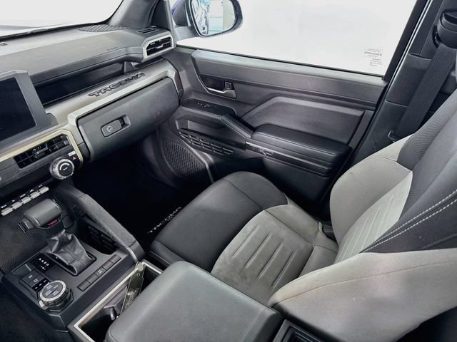 Used 2024 Toyota Tacoma TRD Off-Road AWD/4WD image 23