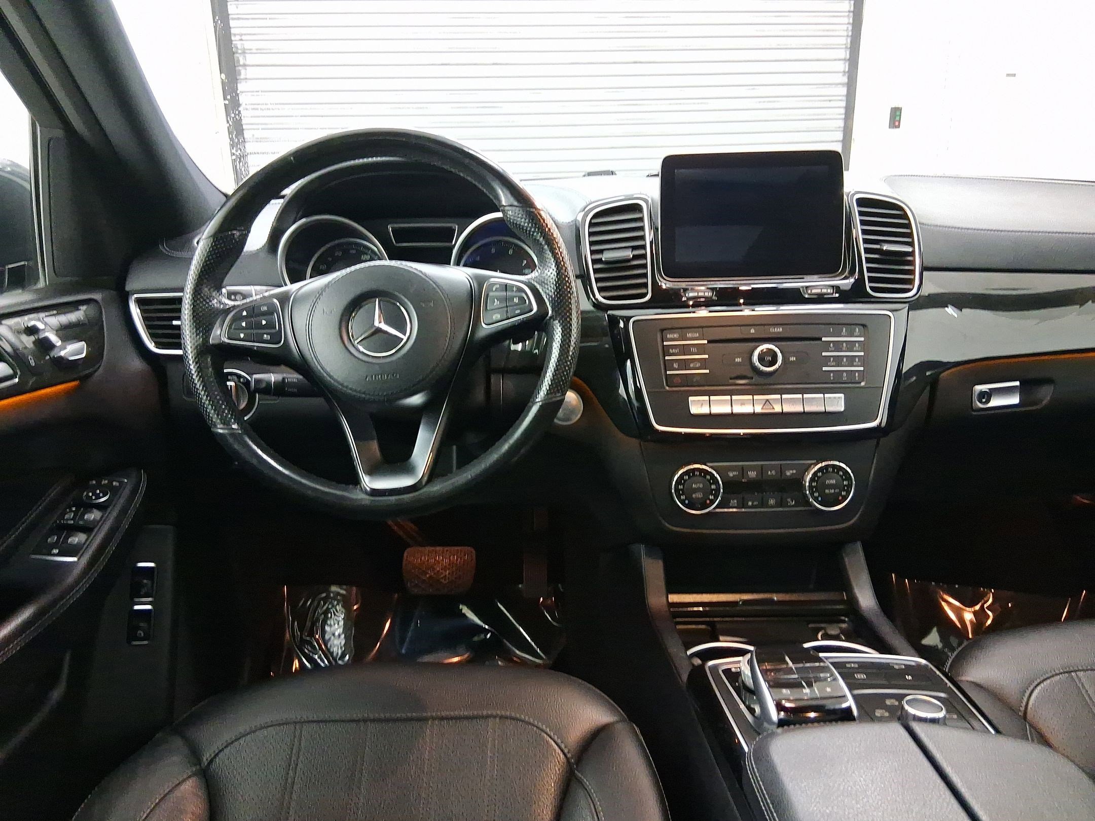 Used 2018 Mercedes-Benz GLS 450 4MATIC image 4