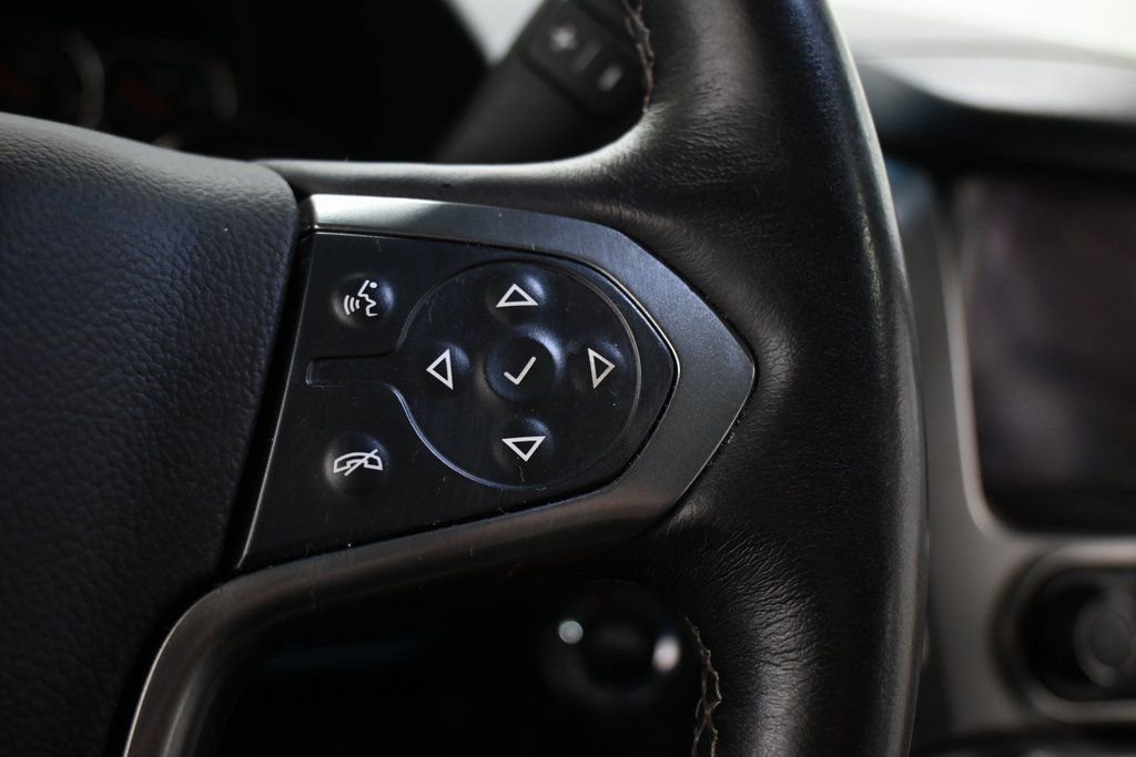 Used 2015 Chevrolet Suburban LTZ image 28