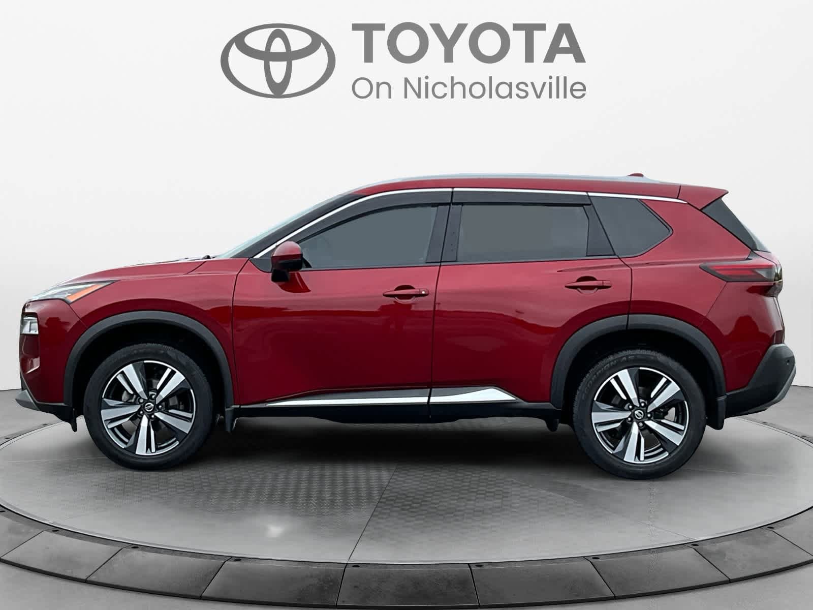 Used 2021 Nissan Rogue SL w/ Premium Package AWD/4WD image 3
