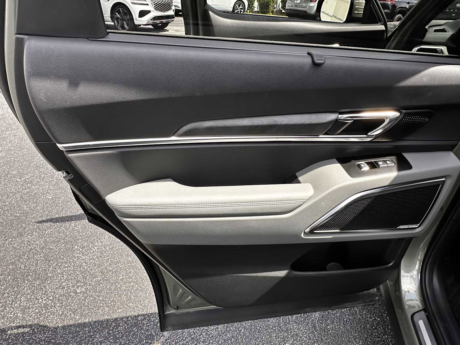 Used 2024 Kia Telluride SX Prestige X-Pro image 30