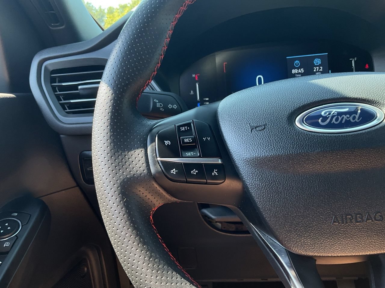 Used 2024 Ford Escape ST-Line FWD image 26