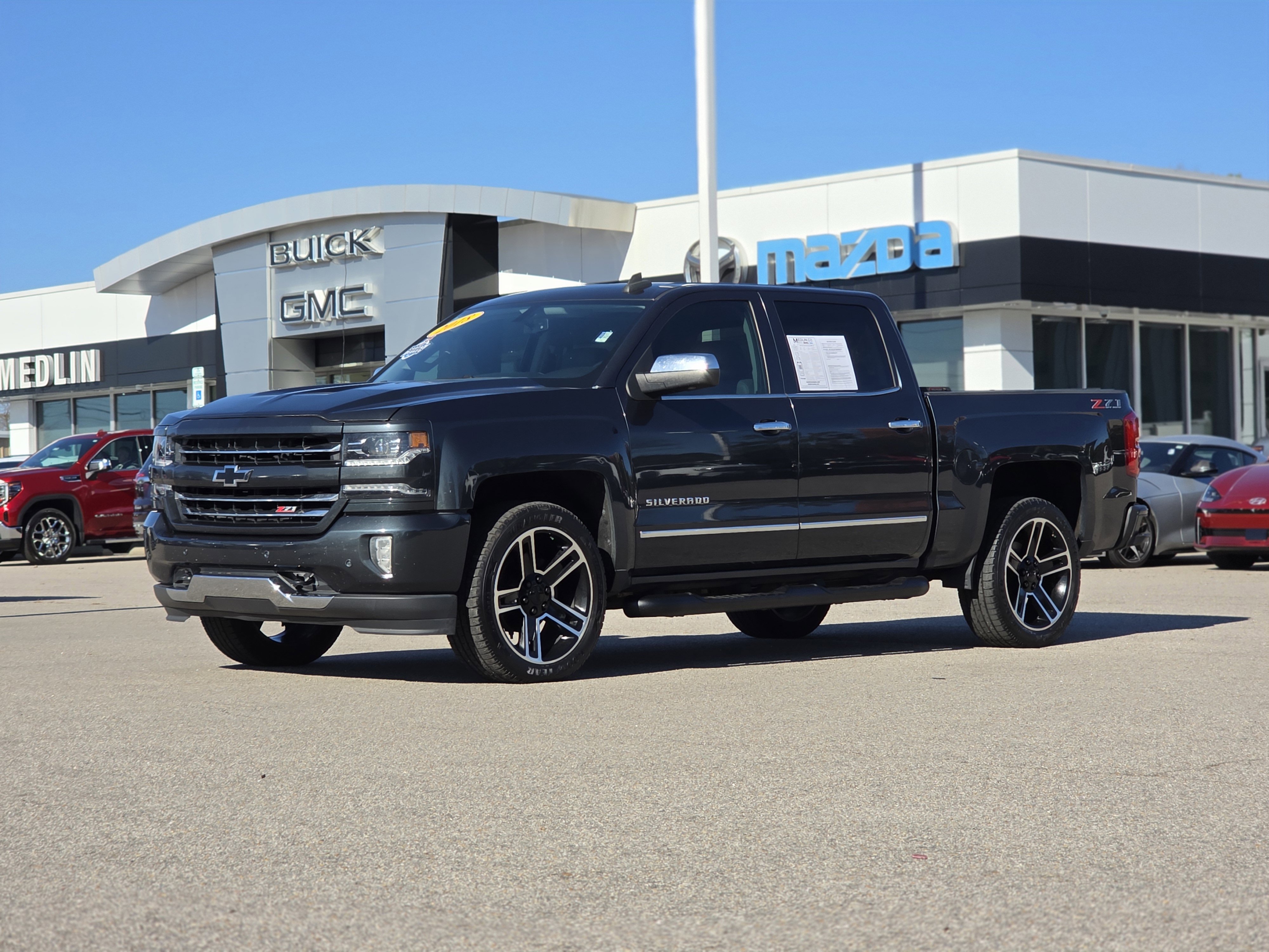Used 2018 Chevrolet Silverado 1500 LTZ Z71 w/ LTZ Plus Package image 3