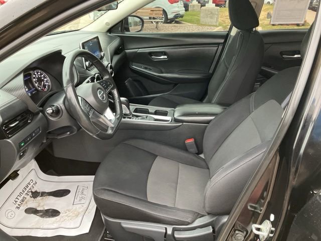 Used 2022 Nissan Sentra SV FWD image 9