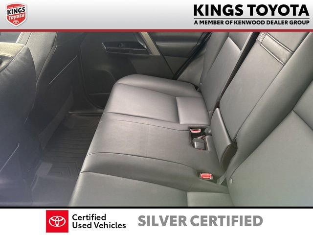 Used 2016 Toyota RAV4 Limited AWD/4WD image 10