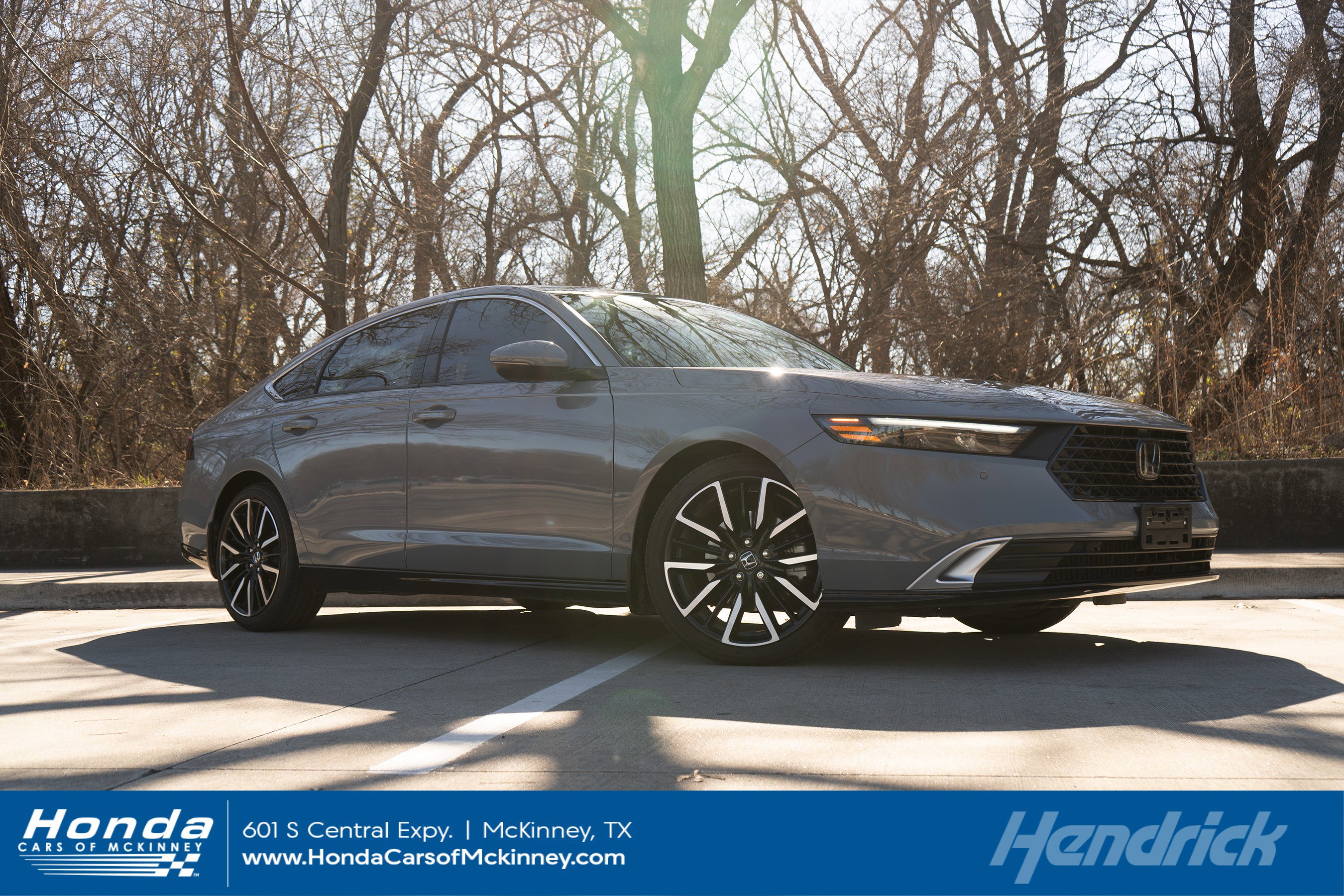 Used 2024 Honda Accord Touring image 1