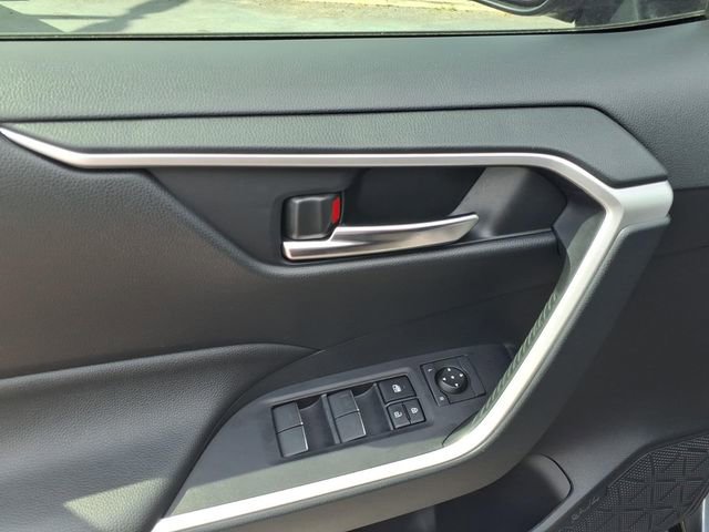 Used 2025 Toyota RAV4 XLE Premium AWD/4WD image 13