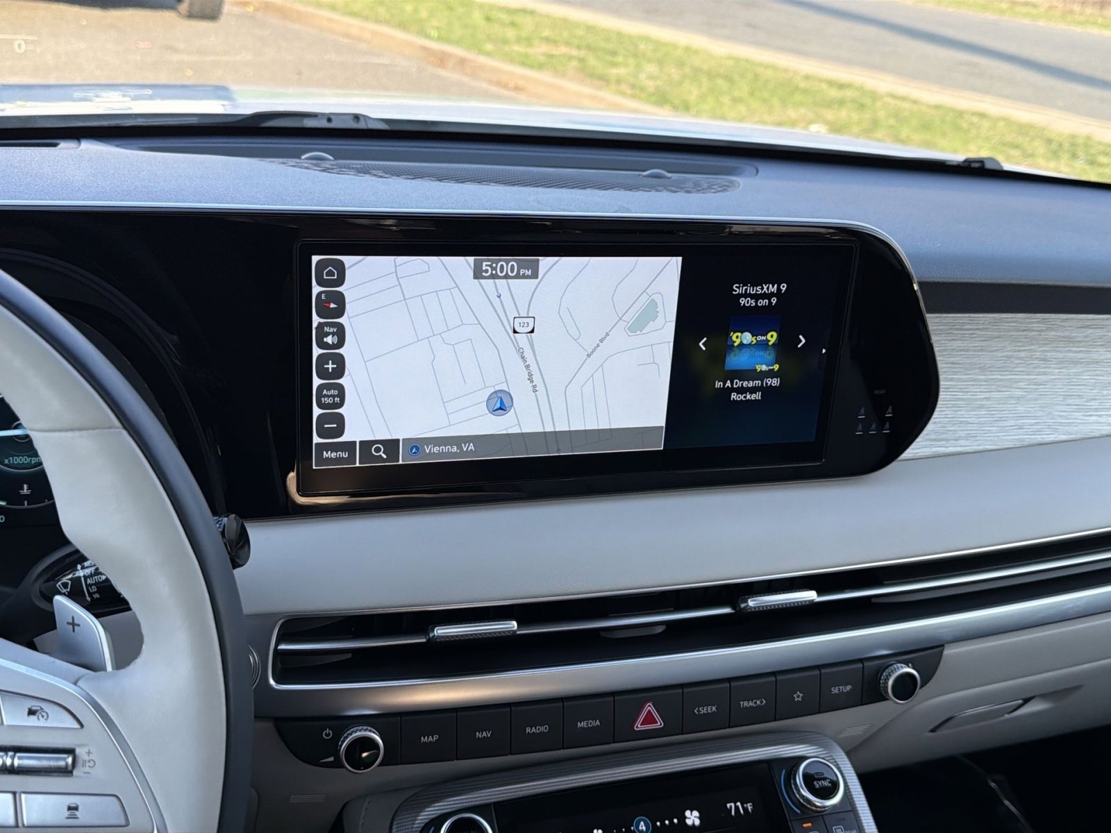 Used 2023 Hyundai Palisade Calligraphy image 20