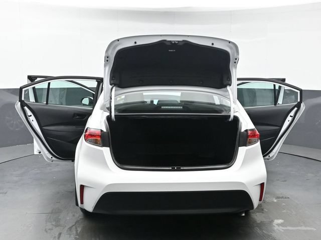 Certified 2026 Toyota Corolla LE FWD image 47