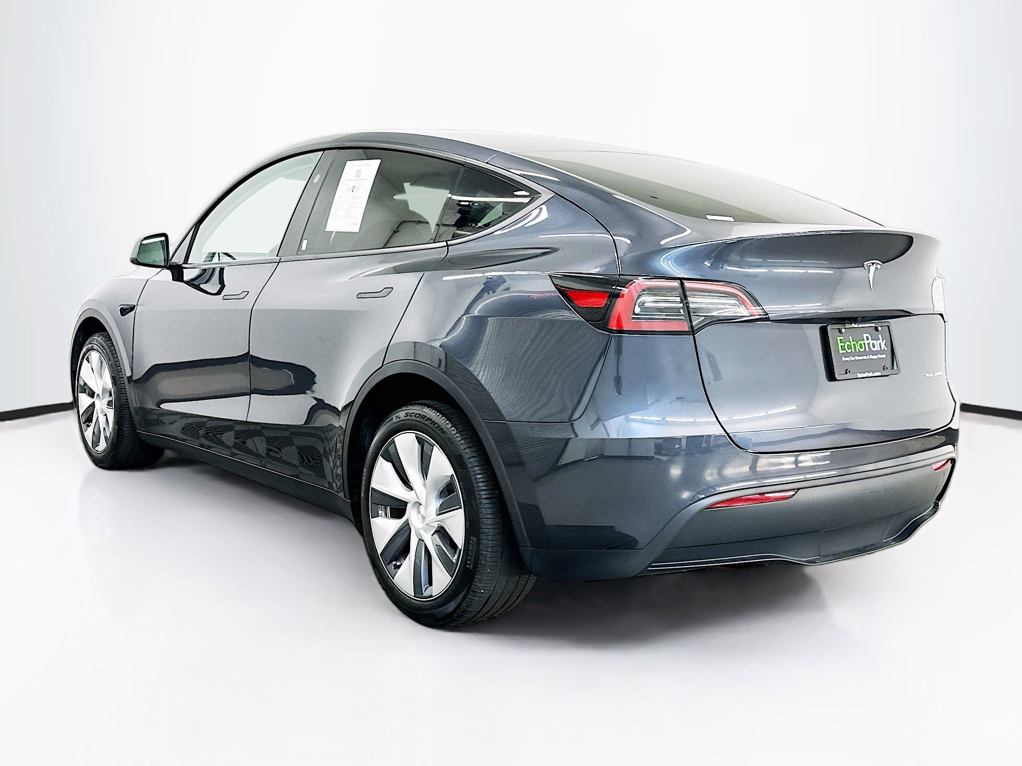 Used 2024 Tesla Model Y Long Range image 5