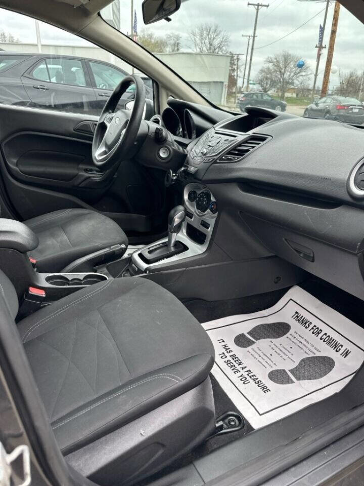 Used 2018 Ford Fiesta SE image 22