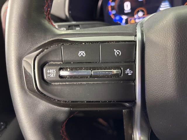 Used 2024 Chevrolet Colorado Z71 w/ Z71 Convenience Package 2 image 35