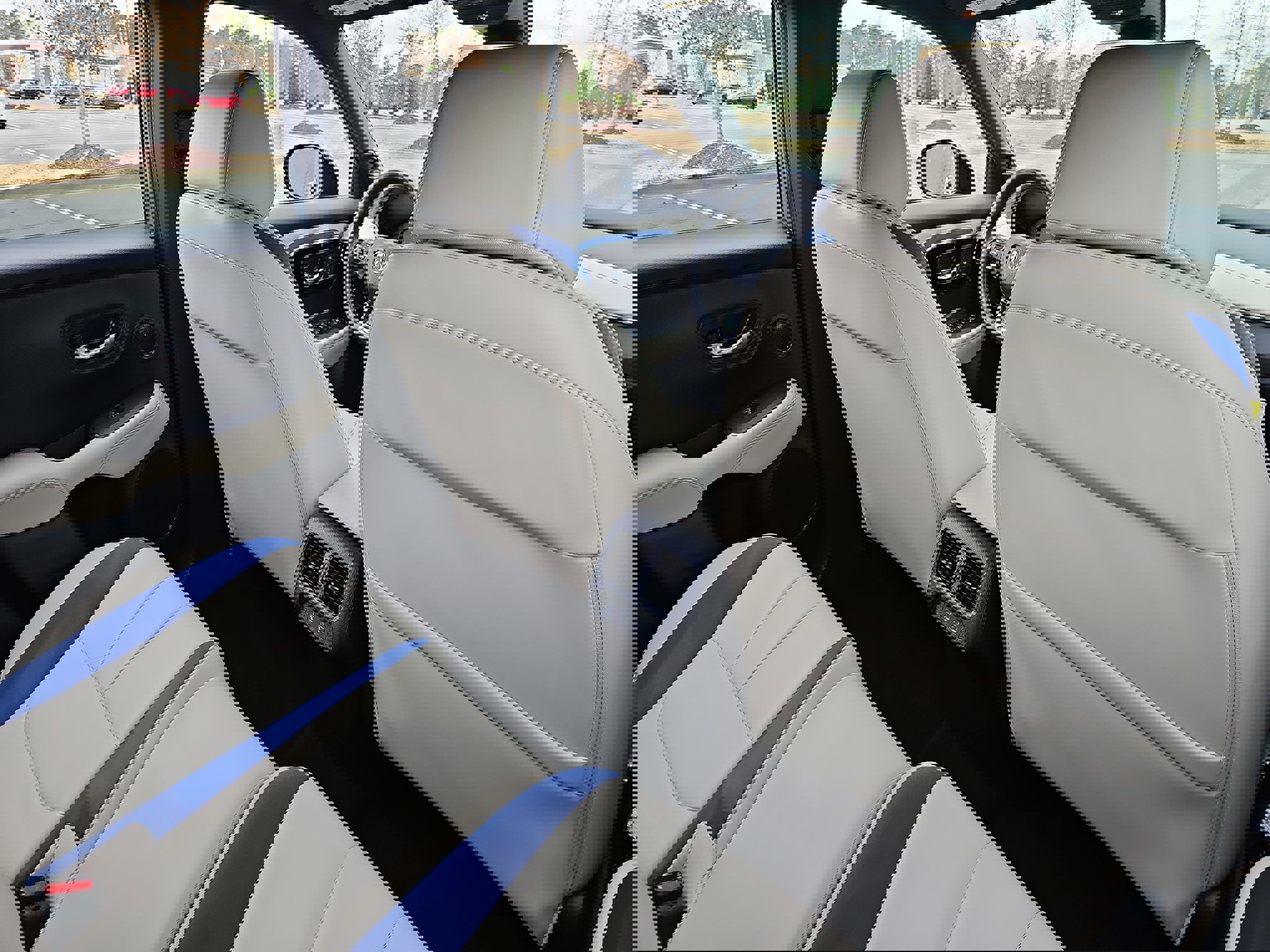 Used 2025 Acura ADX A-Spec image 11