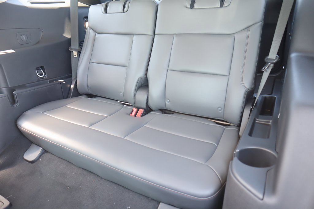 New 2025 Ford Explorer Active w/ Active Comfort Package image 14