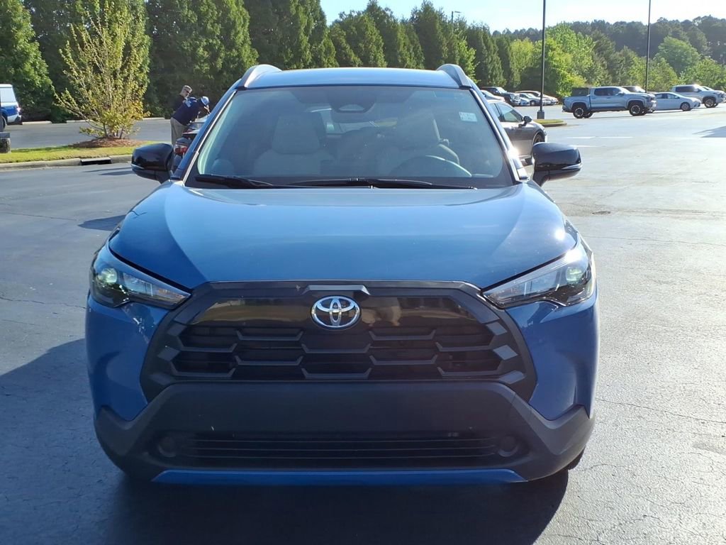 Used 2026 Toyota Corolla Cross LE image 8