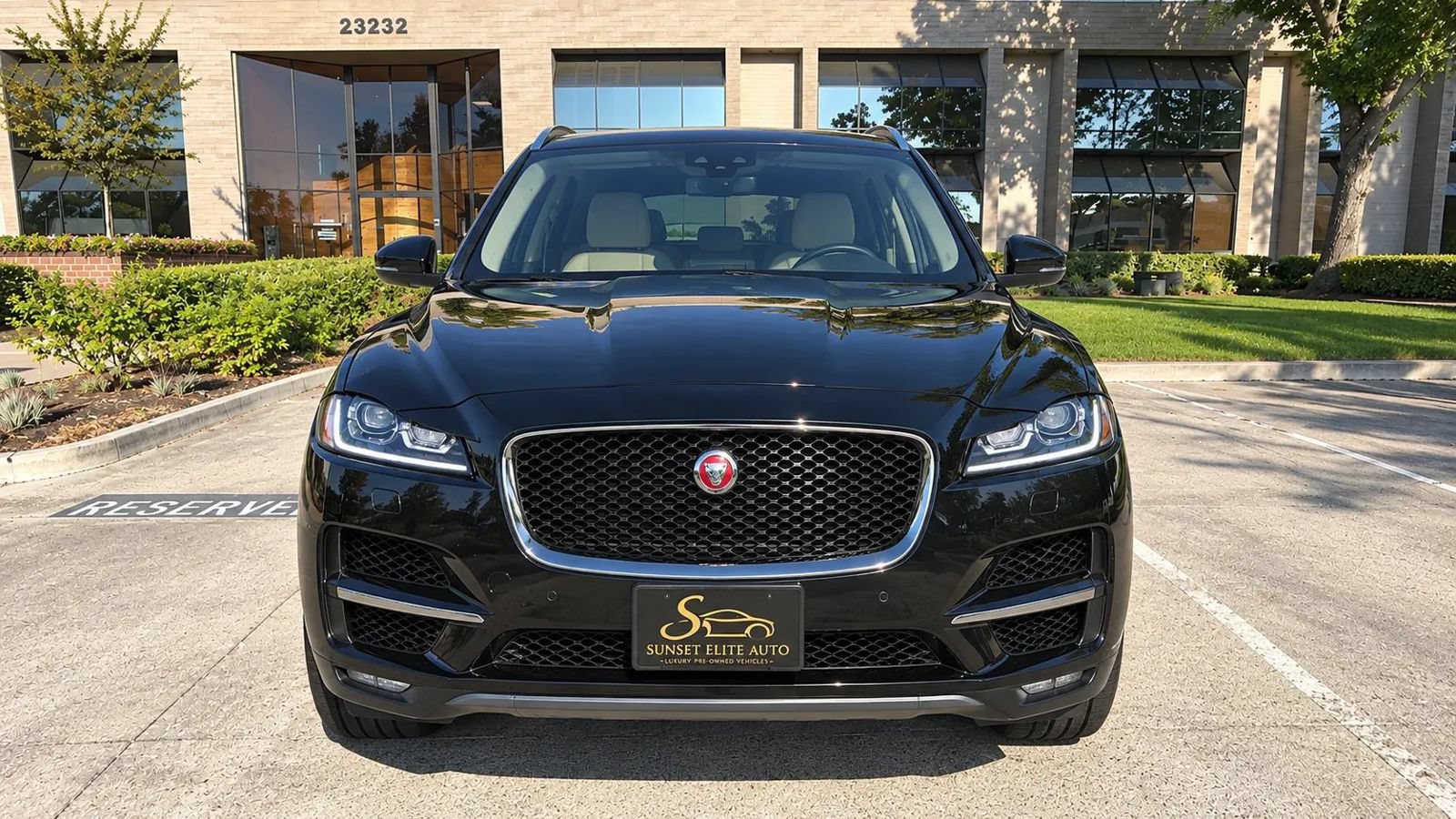 Used 2020 Jaguar F-PACE Prestige AWD/4WD image 5