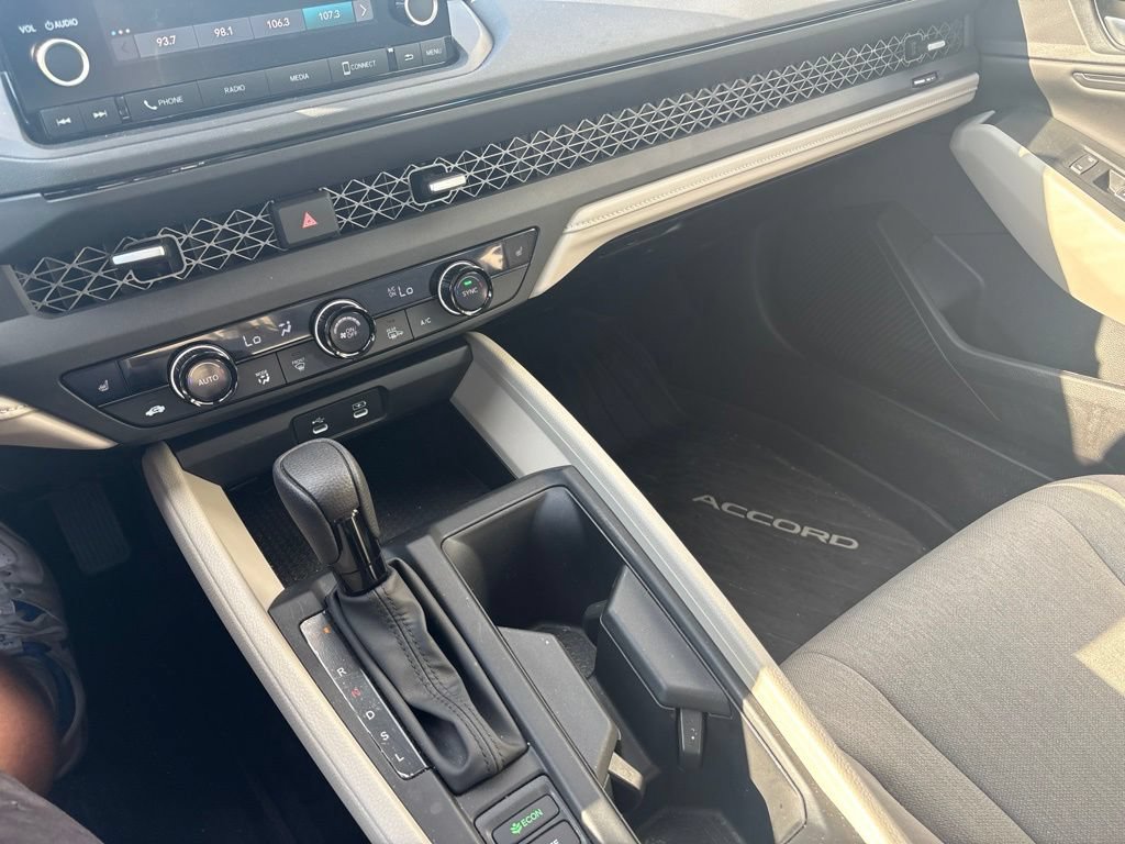 Certified 2025 Honda Accord SE image 21