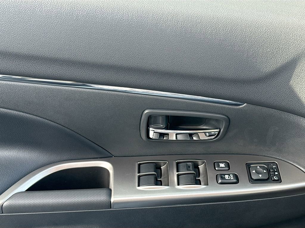New 2026 Mitsubishi Outlander Sport SE image 17