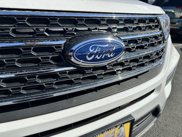 Certified 2023 Ford Explorer XLT w/ Equipment Group 202A image 11
