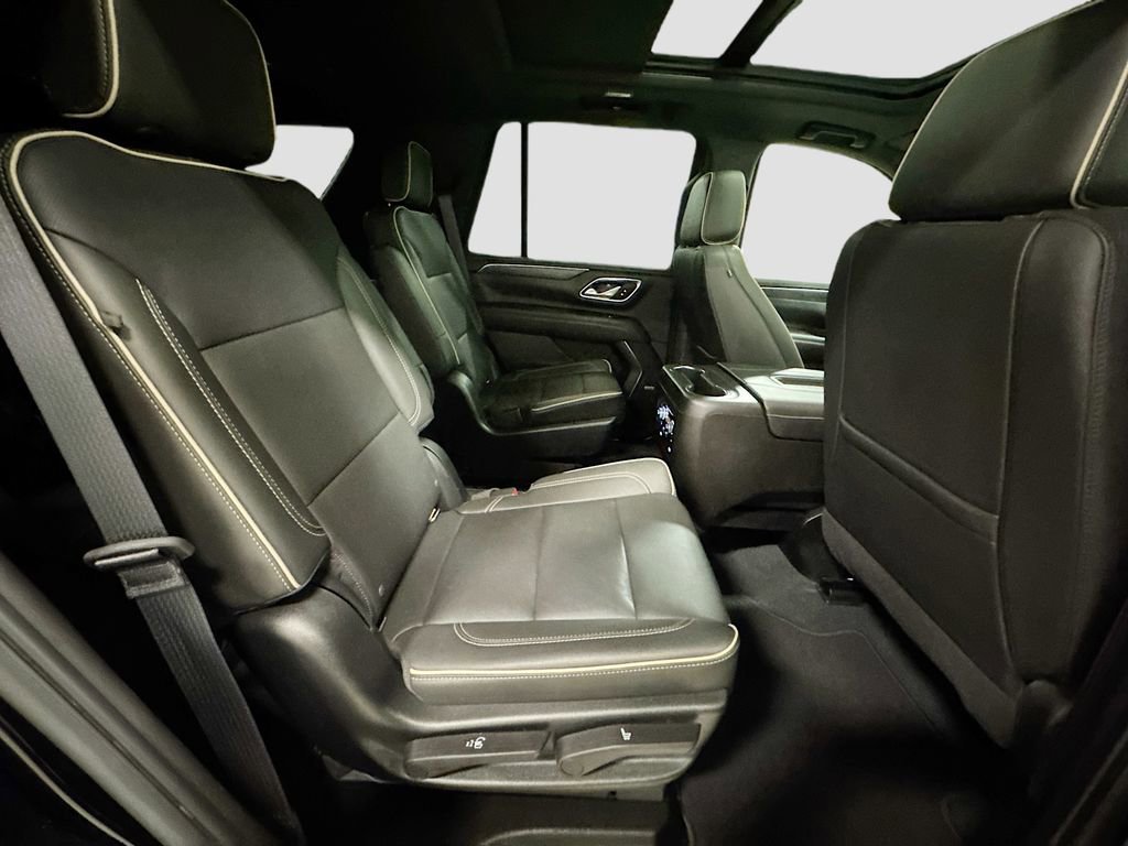 Used 2022 GMC Yukon SLT w/ SLT Premium Package AWD/4WD image 35
