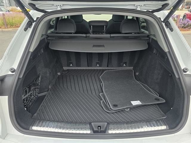 Used 2025 Audi Q5 Premium Plus w/ Premium Plus image 13