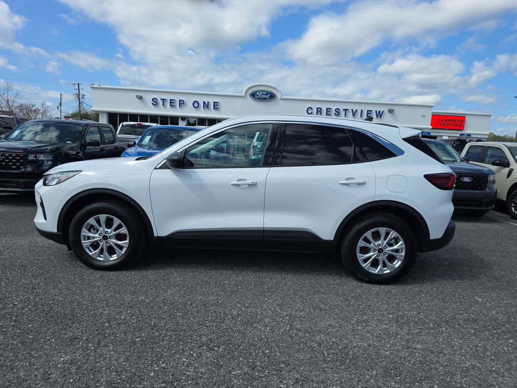 New 2024 Ford Escape Active image 8