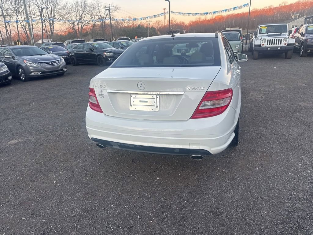 Used 2011 Mercedes-Benz C 300 4MATIC Sedan image 18