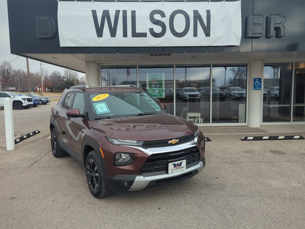Used 2023 Chevrolet TrailBlazer LT w/ Convenience Package image 1
