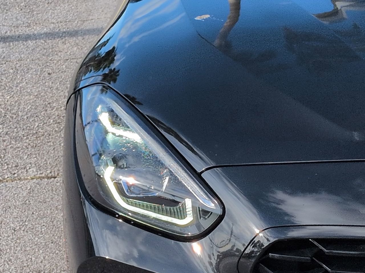 Used 2025 BMW Z4 M40i w/ Edition RWD image 9