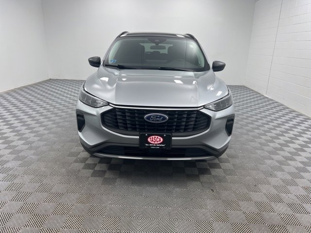 Used 2024 Ford Escape Active w/ Tech Pack #1 image 3