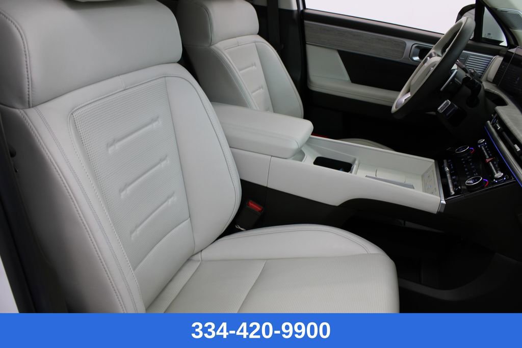 Used 2025 Hyundai Santa Fe Calligraphy image 24