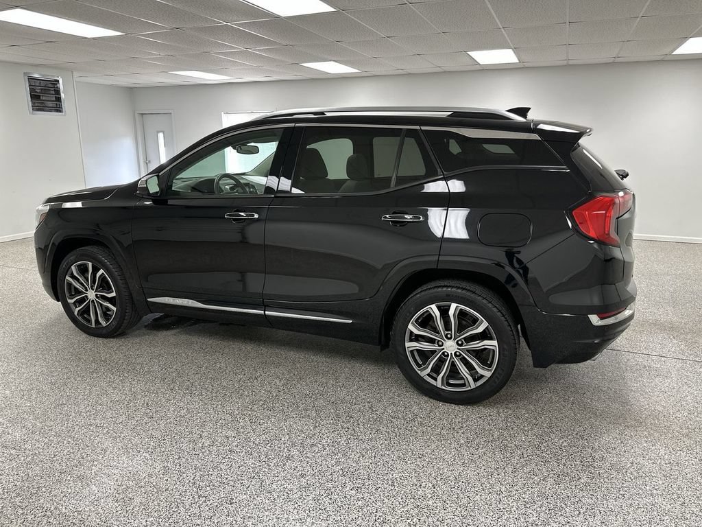 Used 2018 GMC Terrain Denali w/ Advanced Safety Package AWD/4WD image 6