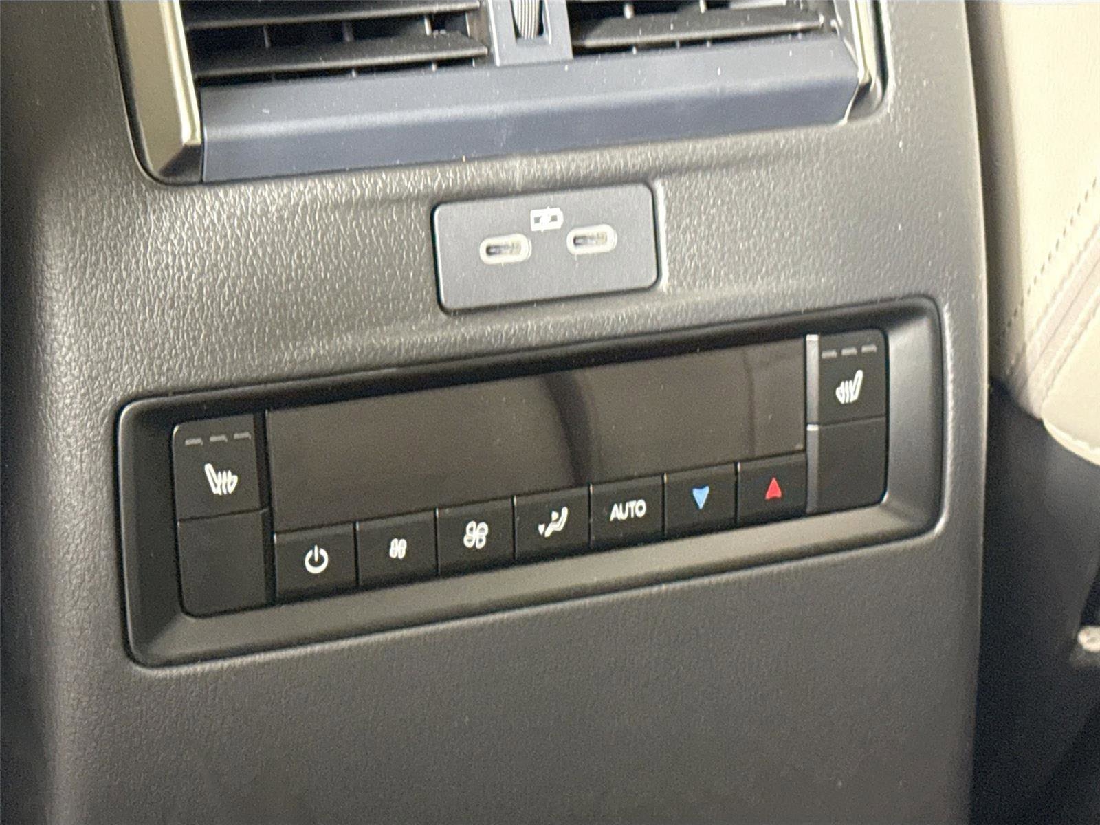New 2026 MAZDA CX-70 SC AWD/4WD image 36