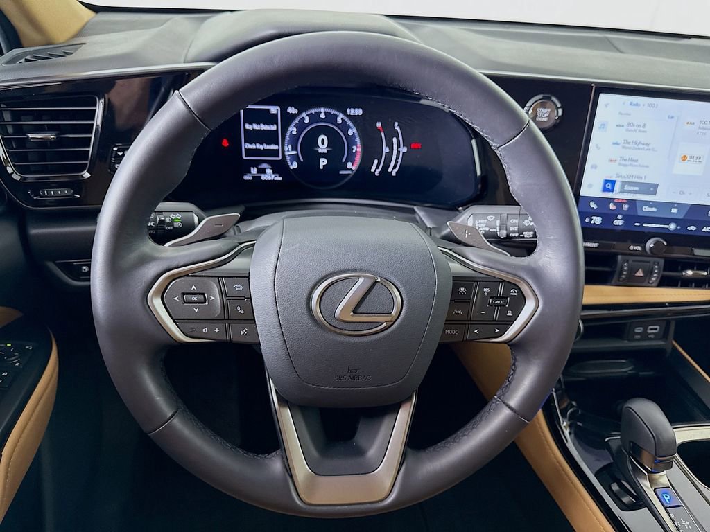 Used 2025 Lexus NX 250 FWD w/ Premium Package image 11