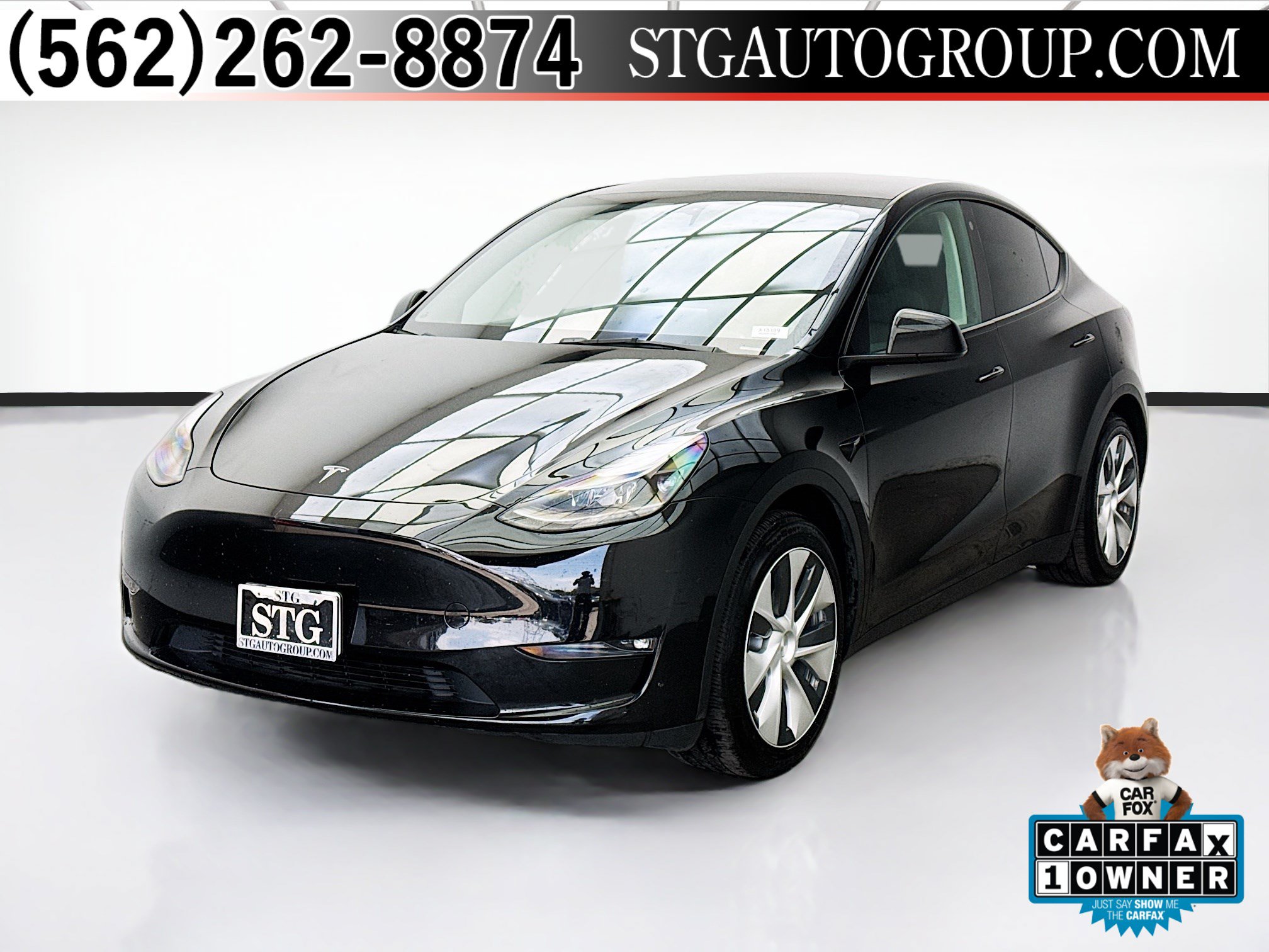 Used 2023 Tesla Model Y Long Range AWD/4WD image 1
