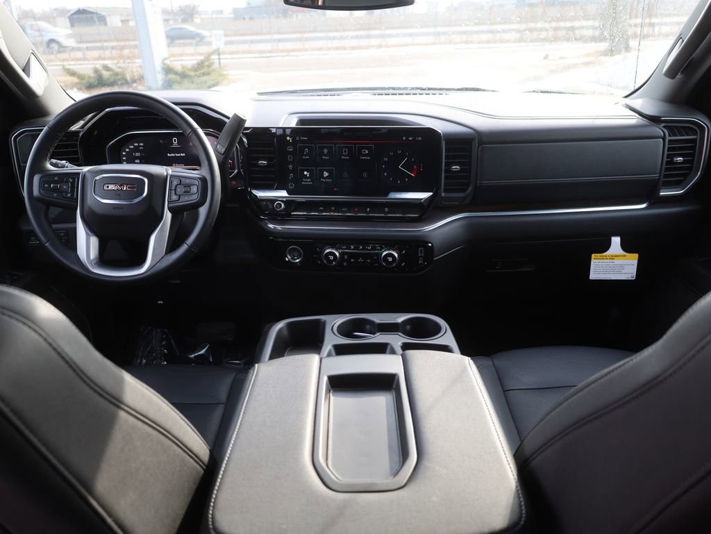 Used 2024 GMC Sierra 1500 SLT w/ X31 Off-Road Package AWD/4WD image 27