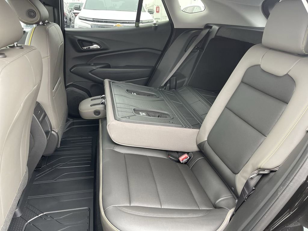 New 2026 Chevrolet Trax ACTIV w/ Sunroof Package FWD image 22