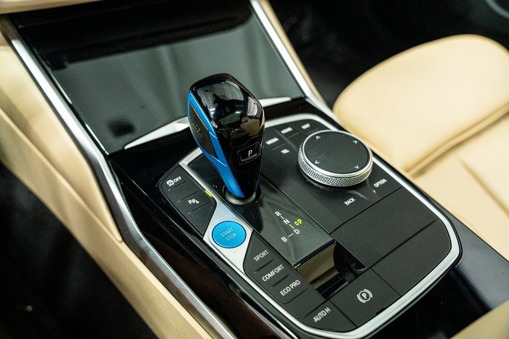 Used 2022 BMW i4 eDrive40 image 48