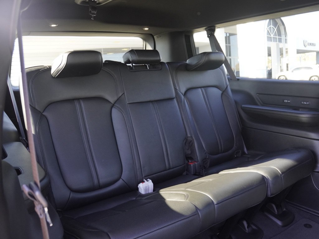 New 2026 Jeep Grand Wagoneer L Limited w/ Convenience Group I AWD/4WD image 27