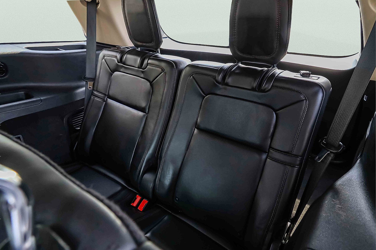 Used 2023 Lincoln Aviator Reserve w/ Jet Package AWD/4WD image 22