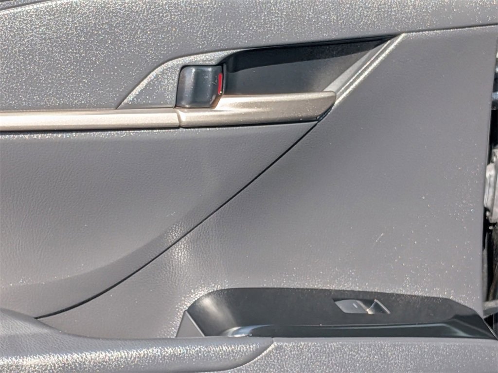 Used 2025 Toyota Camry LE image 26