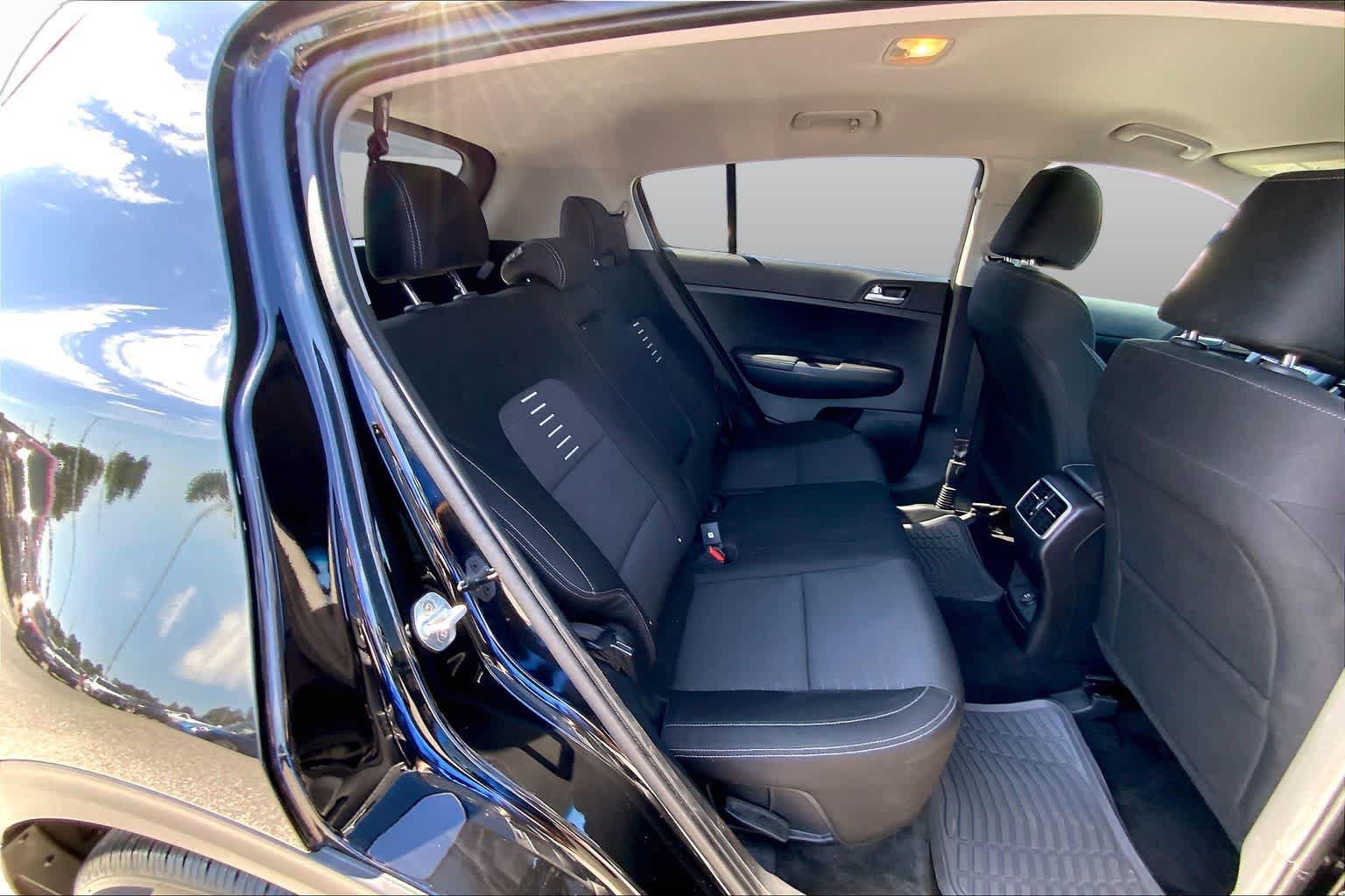 Used 2021 Kia Sportage LX w/ LX Fwd Popular Package image 18