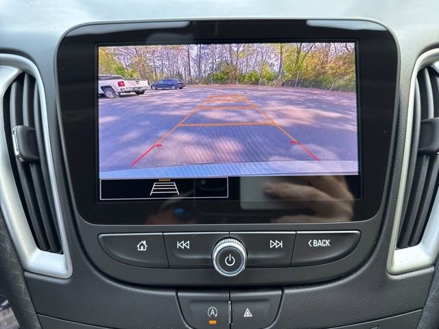 Used 2024 Chevrolet Malibu LT image 17