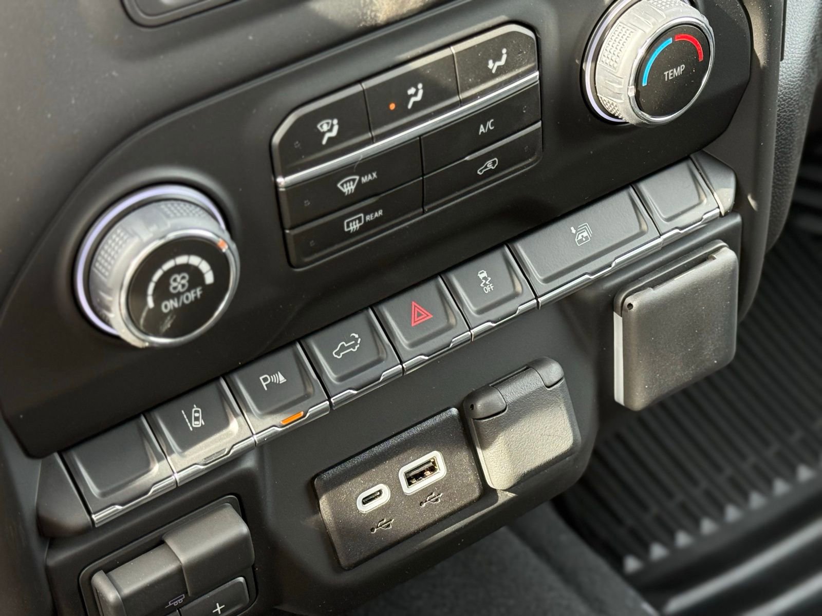 New 2026 Chevrolet Silverado 2500 Custom w/ Custom Value Package image 21