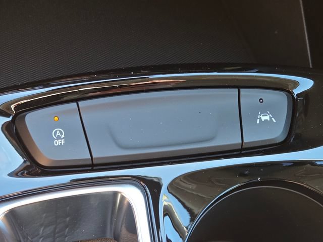 New 2026 Chevrolet Trax LT w/ Driver Confidence Package FWD image 8
