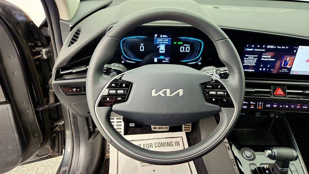 Used 2023 Kia Niro EX Touring image 14
